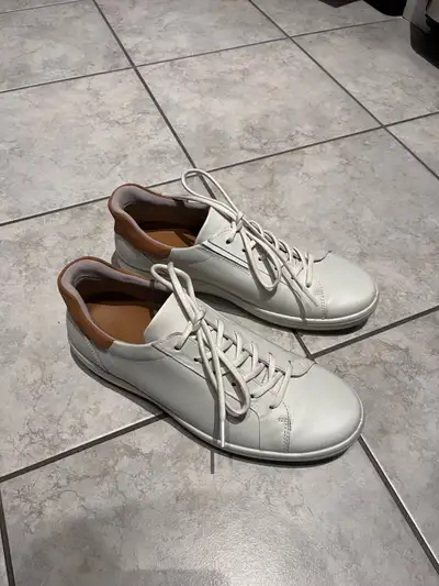 ECCO Soft 7 leather men’s shoes (size 11), View more