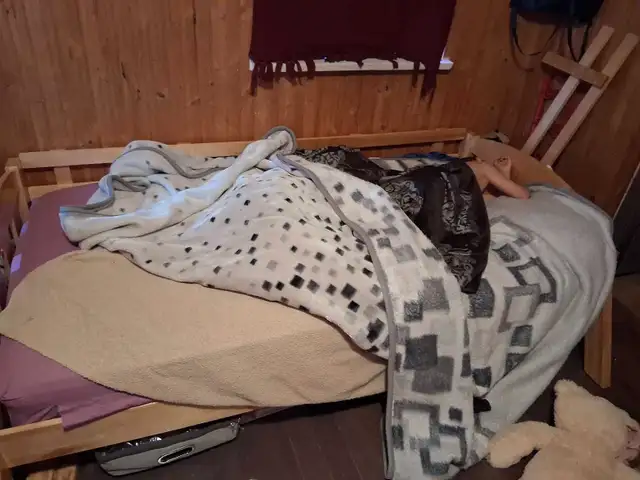 bunk bed queen bottom with two drawers, single top in Beds & Mattresses in Strathcona County - Image 3