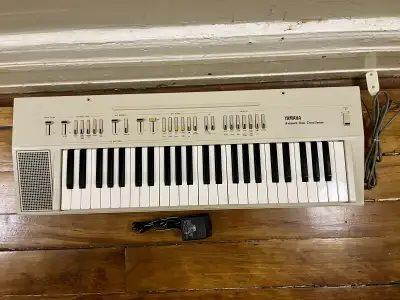 Yamaha PS-20 Automatic Bass Chord System Vintage Synth, View more