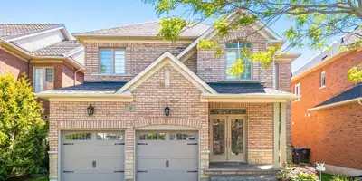 Very specious house Main floor for Rent