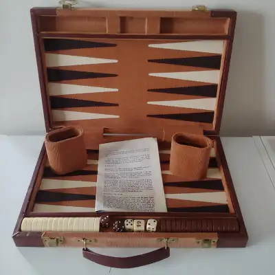 Backgammon Game in carry case- Complete, View more