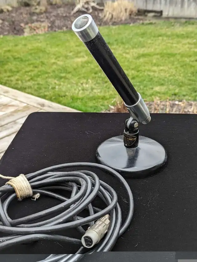 Vintage Turner 57D Microphone 1950's in Pro Audio & Recording Equipment in St. Catharines - Image 6