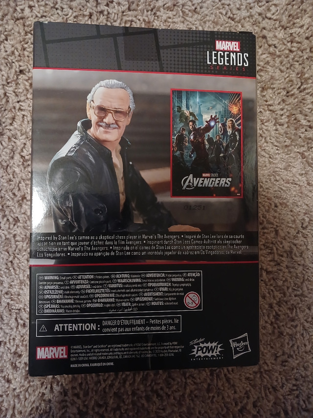 Marvel Legends: Stan Lee (unboxed) in Arts & Collectibles in Lethbridge - Image 2