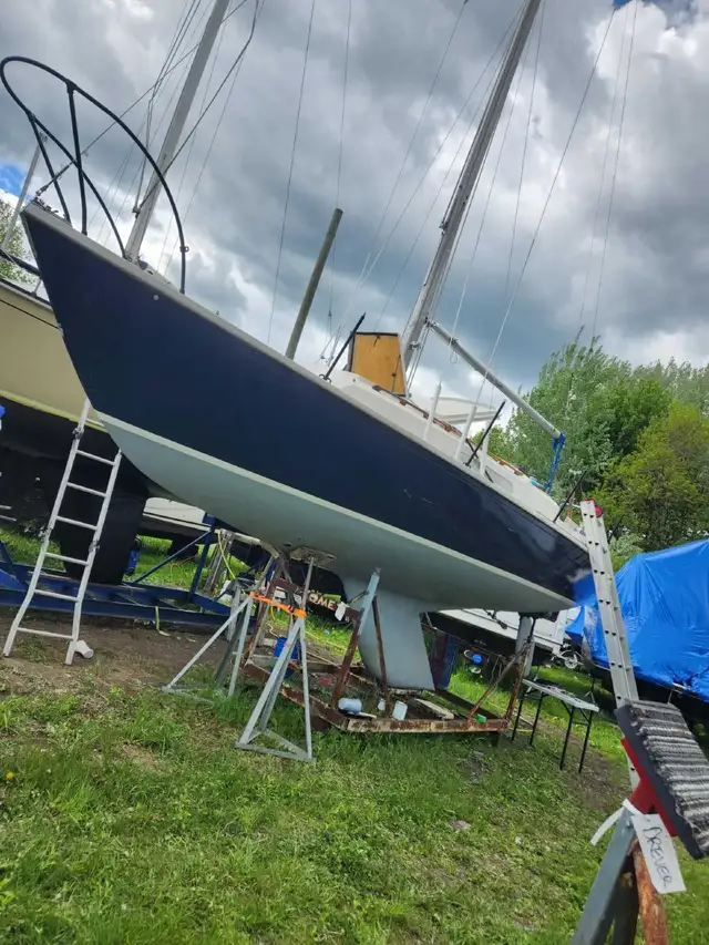 Viking 28 in Sailboats in Gatineau - Image 4