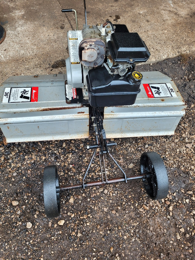 Craftsman 36"  pull behind rototiller  in Lawnmowers & Leaf Blowers in Chatham-Kent - Image 2