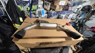 FORD BRONCO Dual exhaust Pick up in orleans Installation sur place pour 750$ all incl