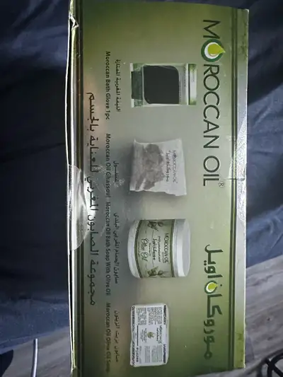 New Morrocan bath kit includes * Moroccan Bath Glove 1pc * Moroccan Oil Ghassoul * Moroccan Oil Bath...