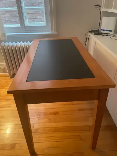 table travail avec tiroirs et espace pour  clavier, View more