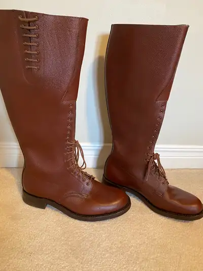 NEW! Never worn. Beautiful leather Tall brown motorcycle or equestrian riding boots Size 10 Men's Fr...