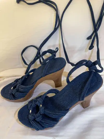 Women high heel shoes - size 7.5, View more