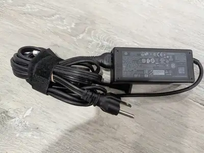Genuine Hp 19.5v 3.33a charger boxed 854055-003 710412-001 H6Y89, View more