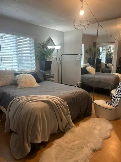 Fabulous Room for Rent near the Beach!