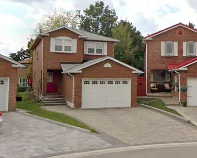 4 Beds 3 Baths Full House CA$3,850 / Month ,Whitney Pl,Thornhill