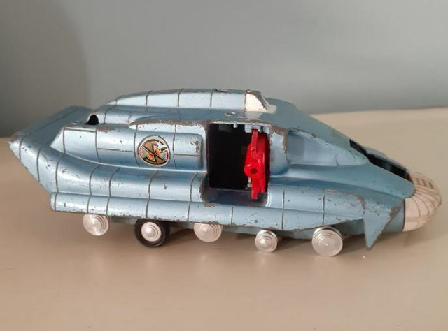 Dinky Toys Spectrum Pursuit Vehicle 104 - for restoration /parts in Arts & Collectibles in Markham / York Region