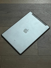 Apple iPad (8th Gen) - 32GB  - Wifi + Cellular - Space Grey