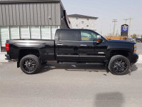 Private sale 2015 chevrolet High Country 2500HD 6.0L gas