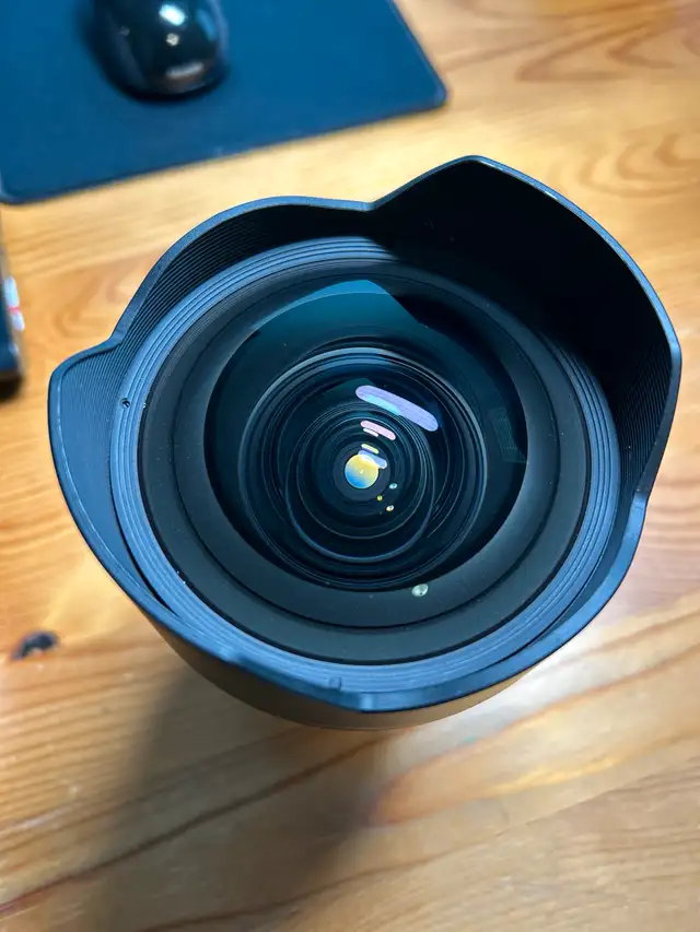 Nikon 14-24 mm f2.8G lens62863285271937121