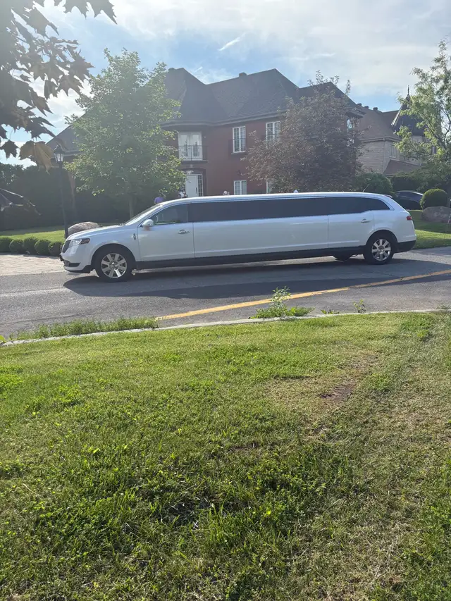 LIMOUSINE MKT