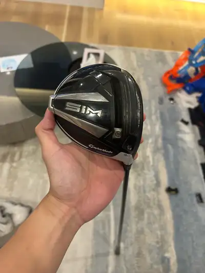 Taylormade Sim Driver RH, View more
