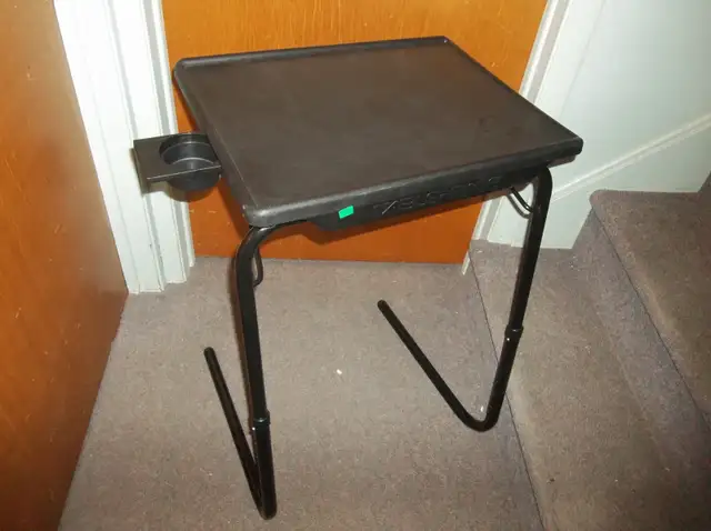Table pliable ajustable en hauteur TABLE-MATE in Other Tables in Trois-Rivières - Image 2
