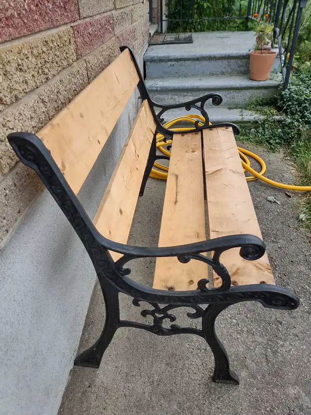 cast iron bench in Patio & Garden Furniture in London - Image 3