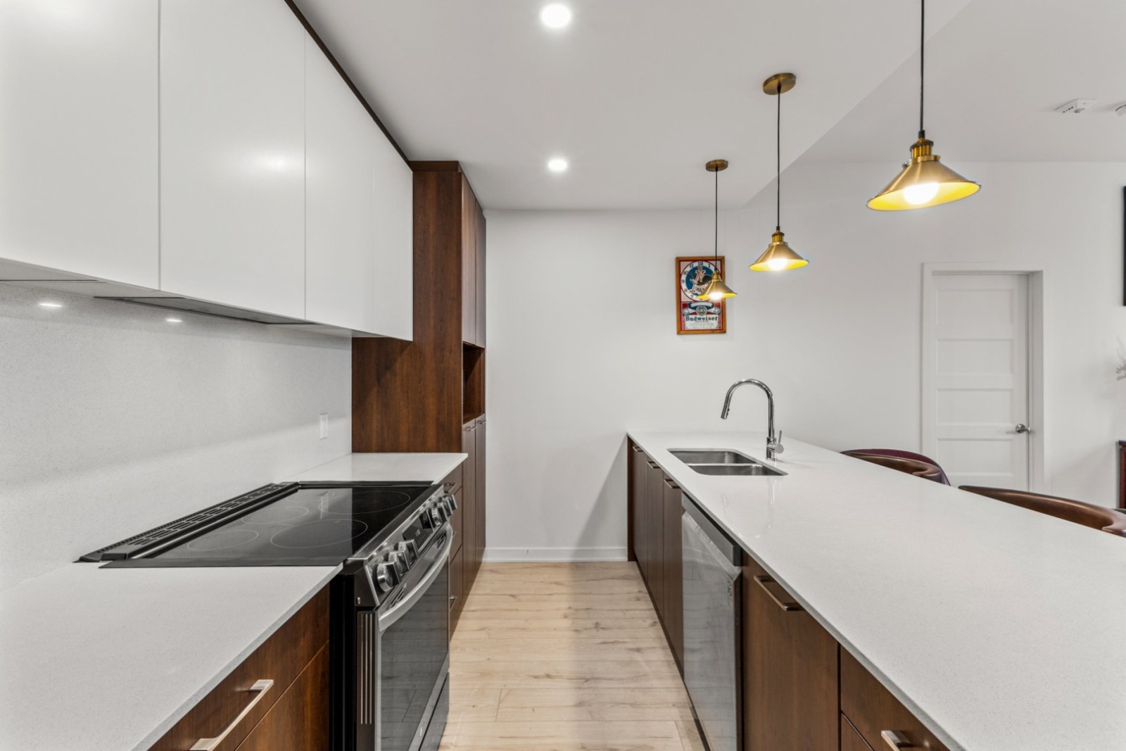 Modern 3-Bedroom Condo in Bois-Franc (Saint-Laurent) — photo 3