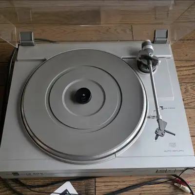 Dual CS 616 Q Direct Drive Turntable Record Player Good Vintage, View more