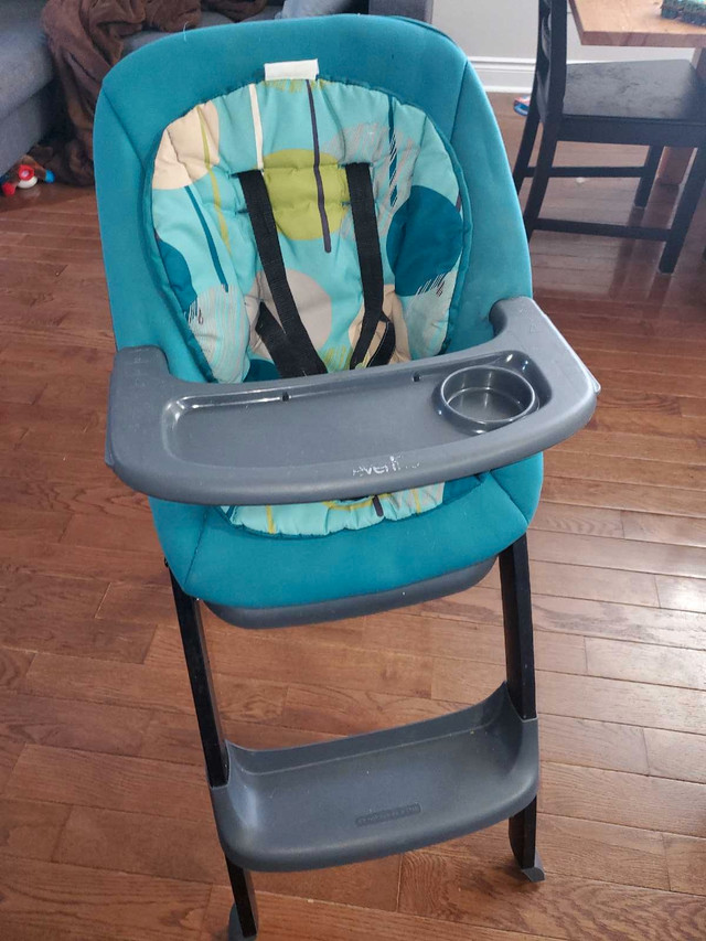 High chair in Feeding & High Chairs in Mississauga / Peel Region - Image 2