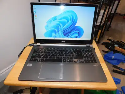 Acer Aspire V7-581P 15.6"Touchscreen CORE i5 256GB SSD 12GB, View more
