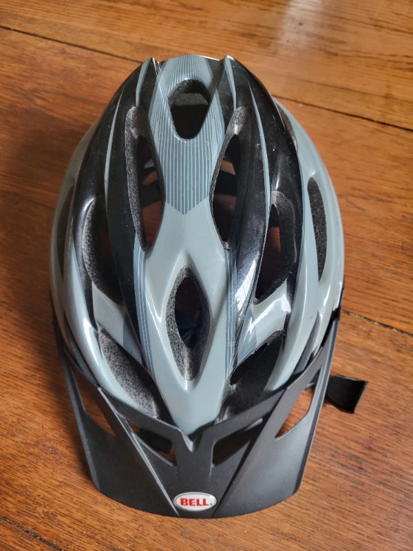 Bell kids bike helmet. Kids Dartmouth Kijiji