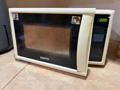 Sanyo microwave , View more