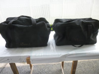 2 sacs de voyage en toile noire