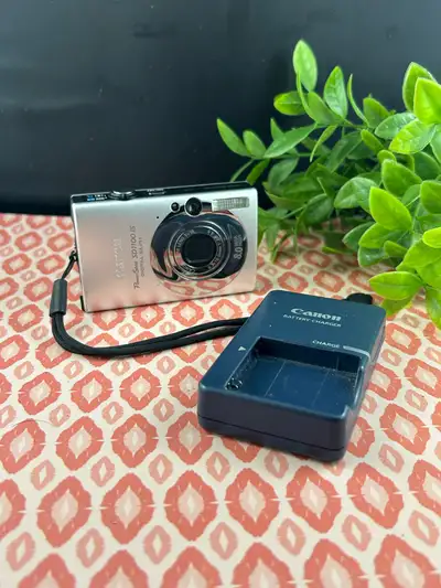 Canon PowerShot SD1100 IS Silver ELPH Digital Camera, View more