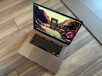 2019 MacBook Pro 16” w/ 93 cycle count 32GB RAM 500GB SSD