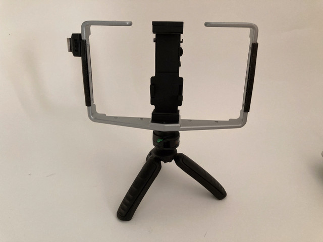 Padcaster Verse Holder in General Electronics in City of Toronto