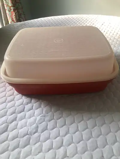Grand plat à mariner Tupperware vintage, View more
