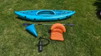 Outbound Kayak Inflatable 9ft + paddle 