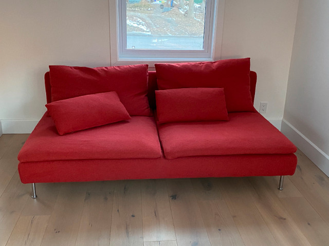 Brand new couch dans Sofas et futons  à Ouest de l’Île - Image 3