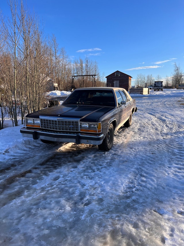 1984 Crown Vic Cars & Trucks Grande Prairie Kijiji