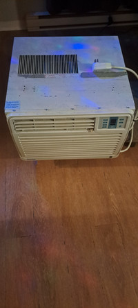 Air conditionné 12 000 BTU