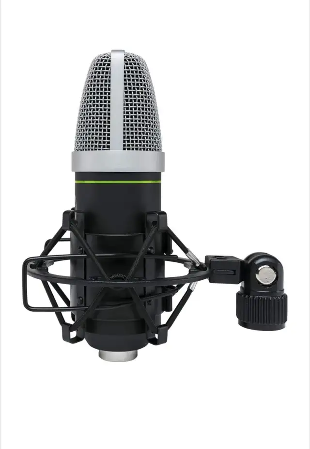 Mackie EM-91CU in Pro Audio & Recording Equipment in City of Toronto - Image 3