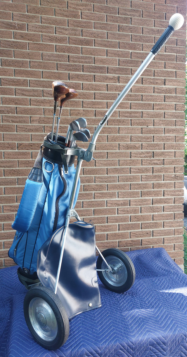 Matériel de golf (Golf kit) Vintage. Antique. dans Golf  à Drummondville - Image 2