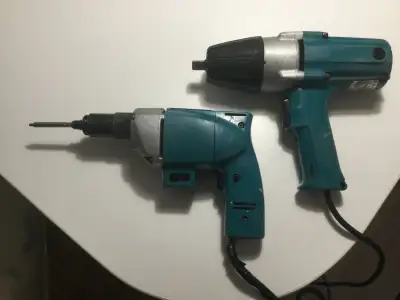 Visseuse et outil a percussion, View more