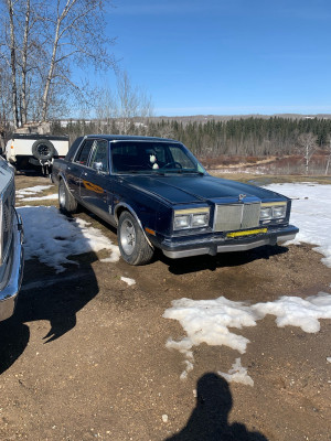 1986 Chrysler New Yorker Blue