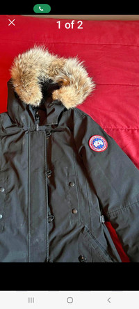 CANADA GOOSE AUTHENTIC WOMEN'S SIZE SMALL USED TWICE VERY CLEAN 