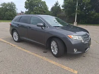 LE, 2.7L, 4-cylinders, FWD, 225,000 KM. Meticulously maintained, clean, smoke-free and pet-free, bra...