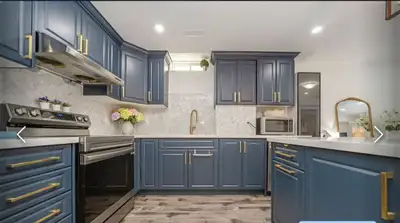 Beautiful, Newly built Spacious 2 Bedroom Basement for Rent in the Heart of Mississauga. Close to Sq...