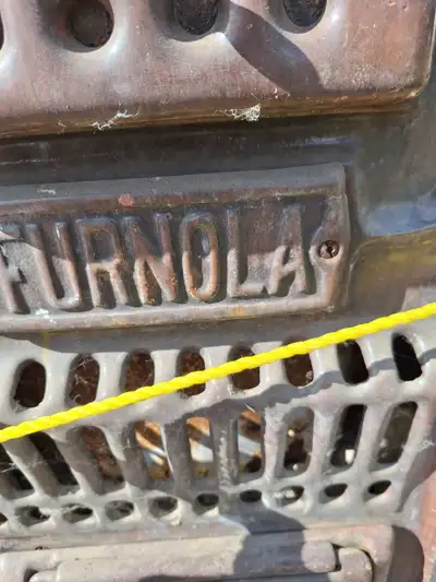 Vintage wood burning heater. Pretty nice shape. Open to reasonable offers.
