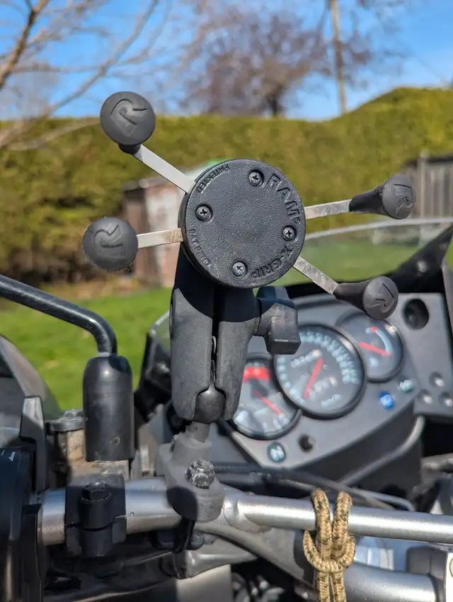 2011 Kawasaki KLR650, many extras in Touring in Ottawa - Image 9