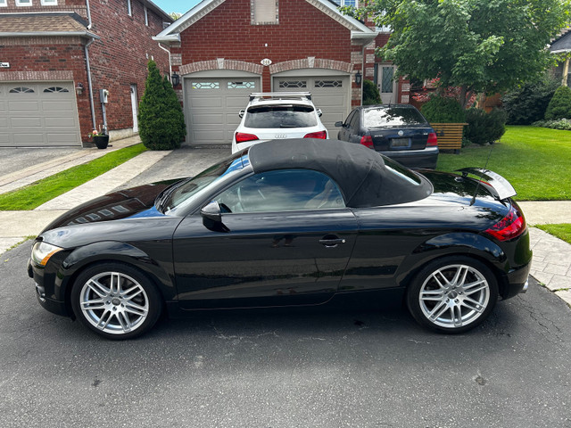 Audi TT, Rare Manual with baseball glove leather. 2008 in Cars & Trucks in Oakville / Halton Region - Image 4